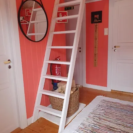 דירה Sjohaug Rorbu *